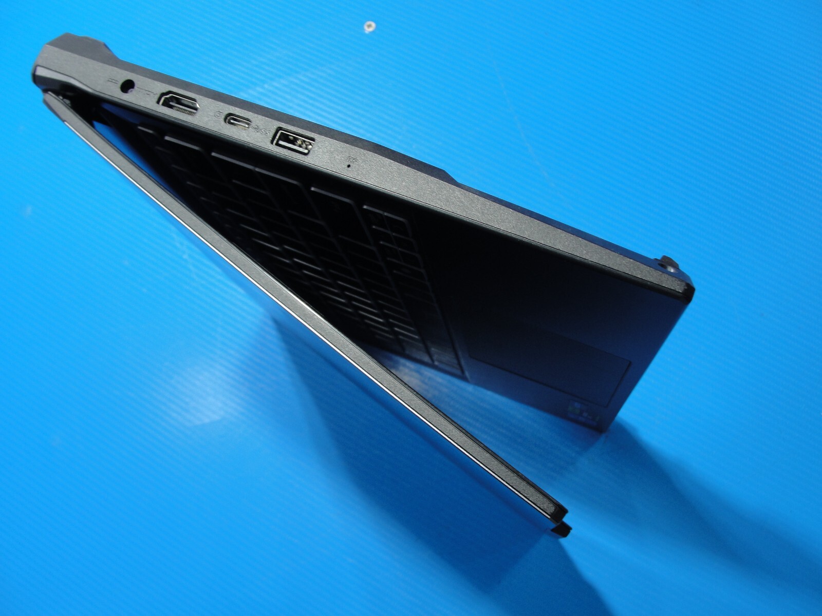 MSi Creator M14 A13VE 14”WUXGA i7 13th Gen 2.4GHz 16GB SSD 1TB NVIDIA RTX 4050