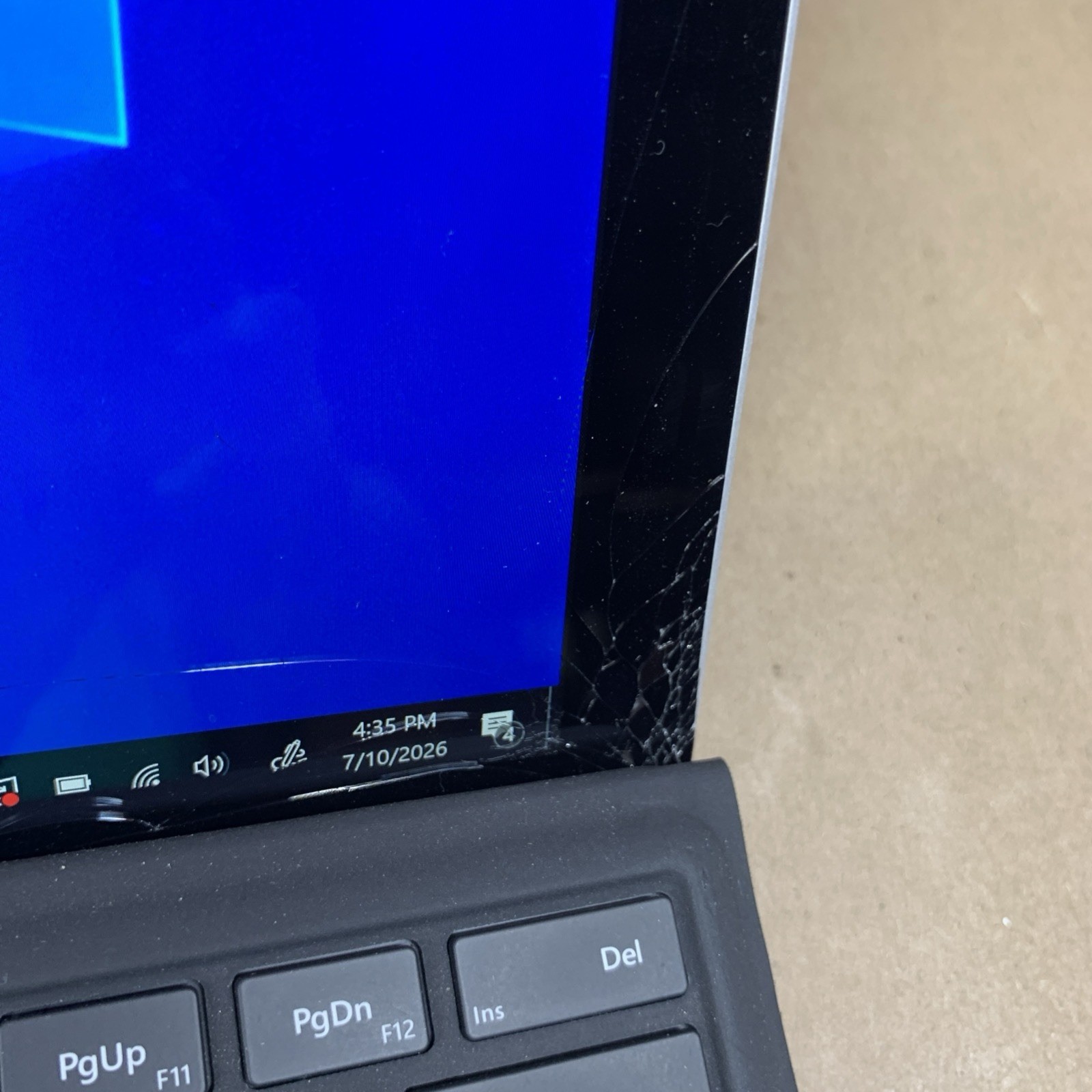 Microsoft Surface Pro 5 1807, Core i5-7300U @ 2.3GHz, 8GB RAM, 256GB SSD, W10P