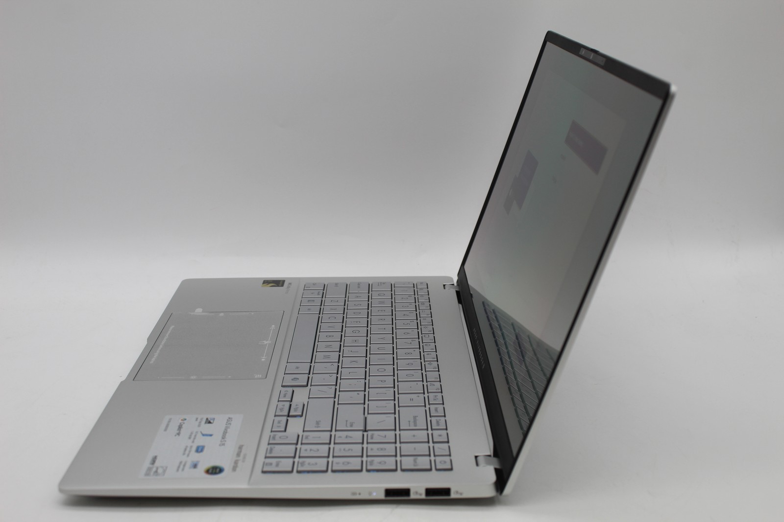 ASUS Vivobook S 15 15.6” 120Hz OLED Snapdragon X Elite Adreno 16GB 1TB PC1744950