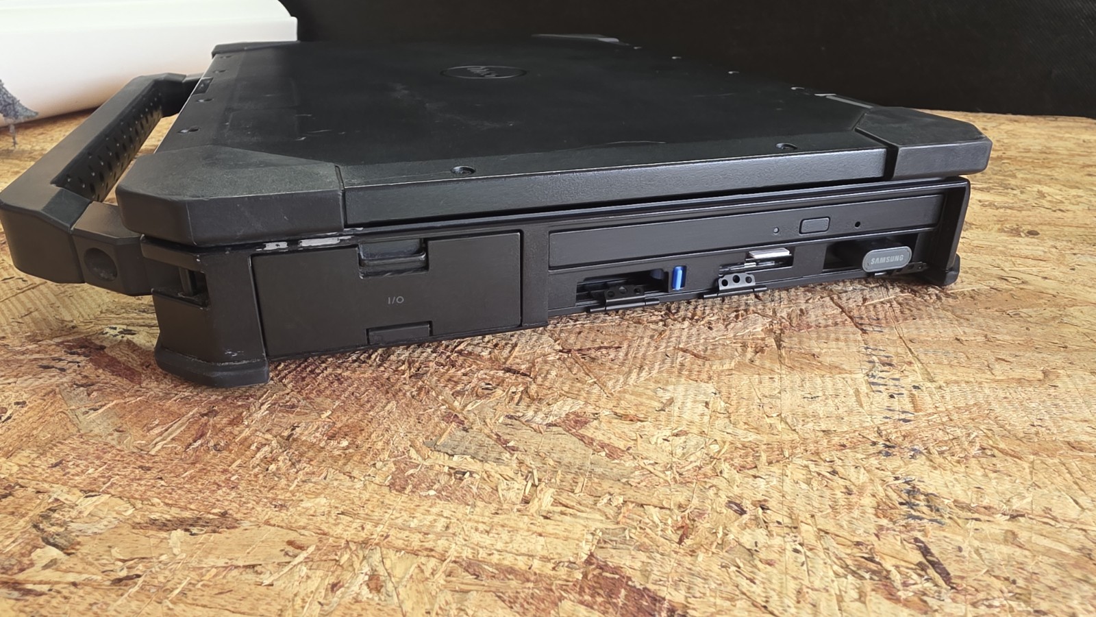 Dell latitude 5424 Rugged i7 8th Gen 8gb Memory 3.7 GHZ READ