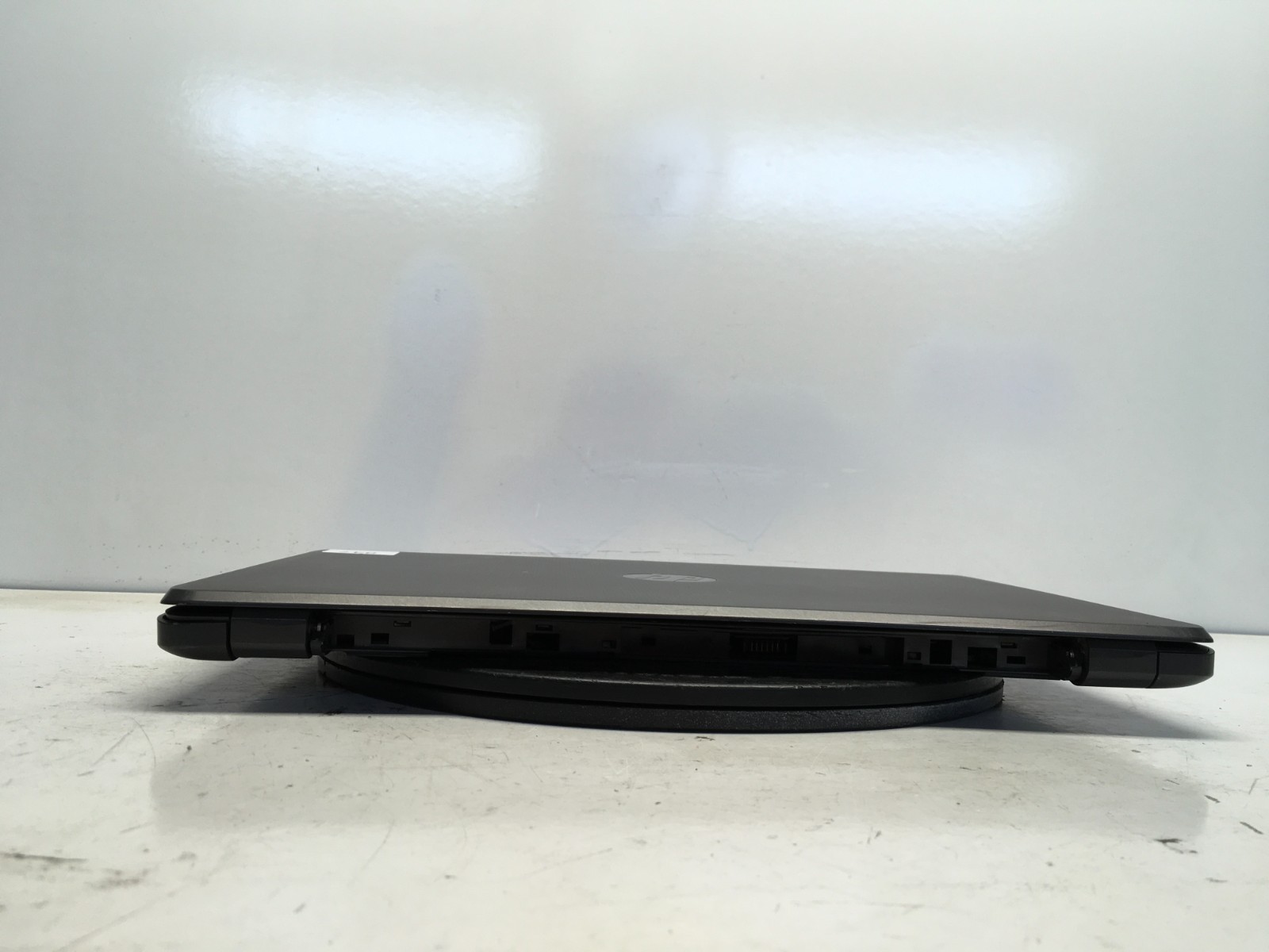 HP 255 G6 AMD A6-9220 2500MHz No RAM/HDD/Battery