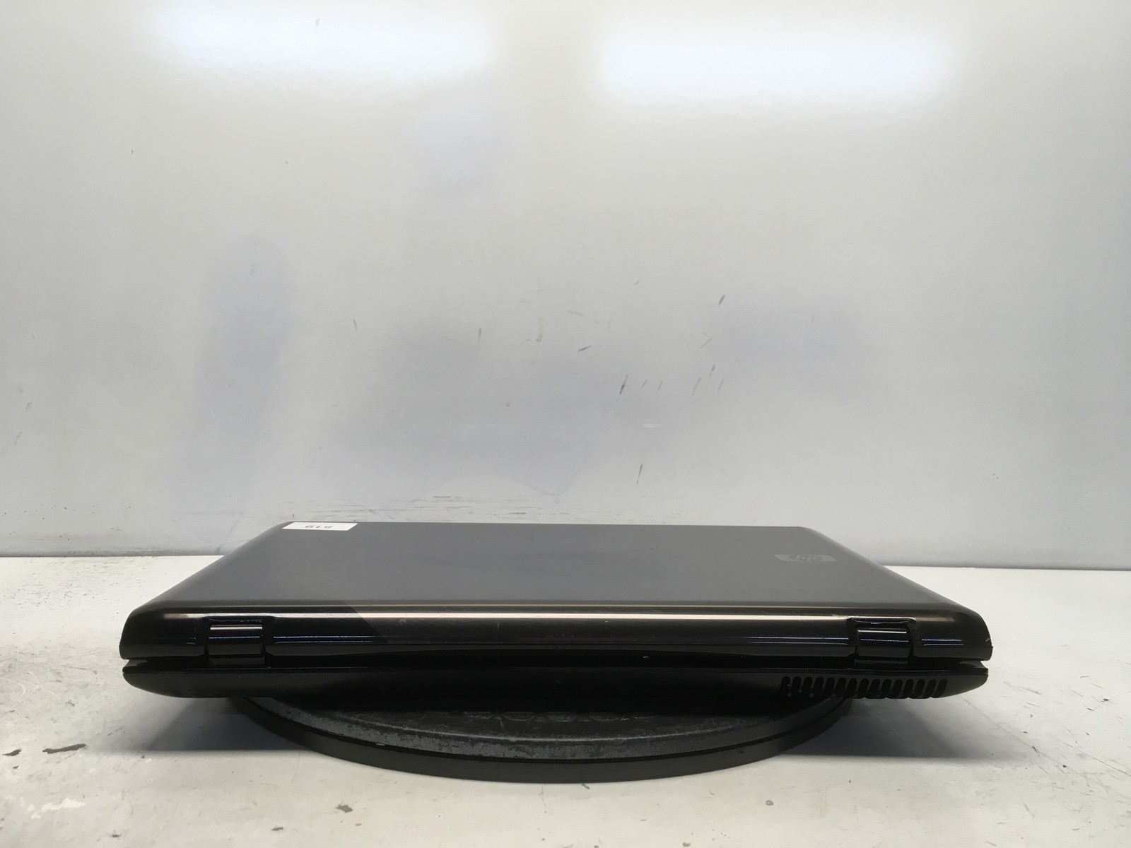 HP Pavilion DV2940SE AMD Turion 64 X2 TL-62 2100MHz 4 GB NO HDD No Batt