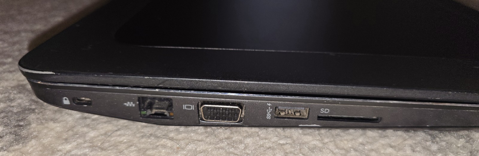**READ** HP ZBook 15 G4 15.6″ Xeon E3-1505M v6 16GB RAM 512GB SSD Quadro M1200