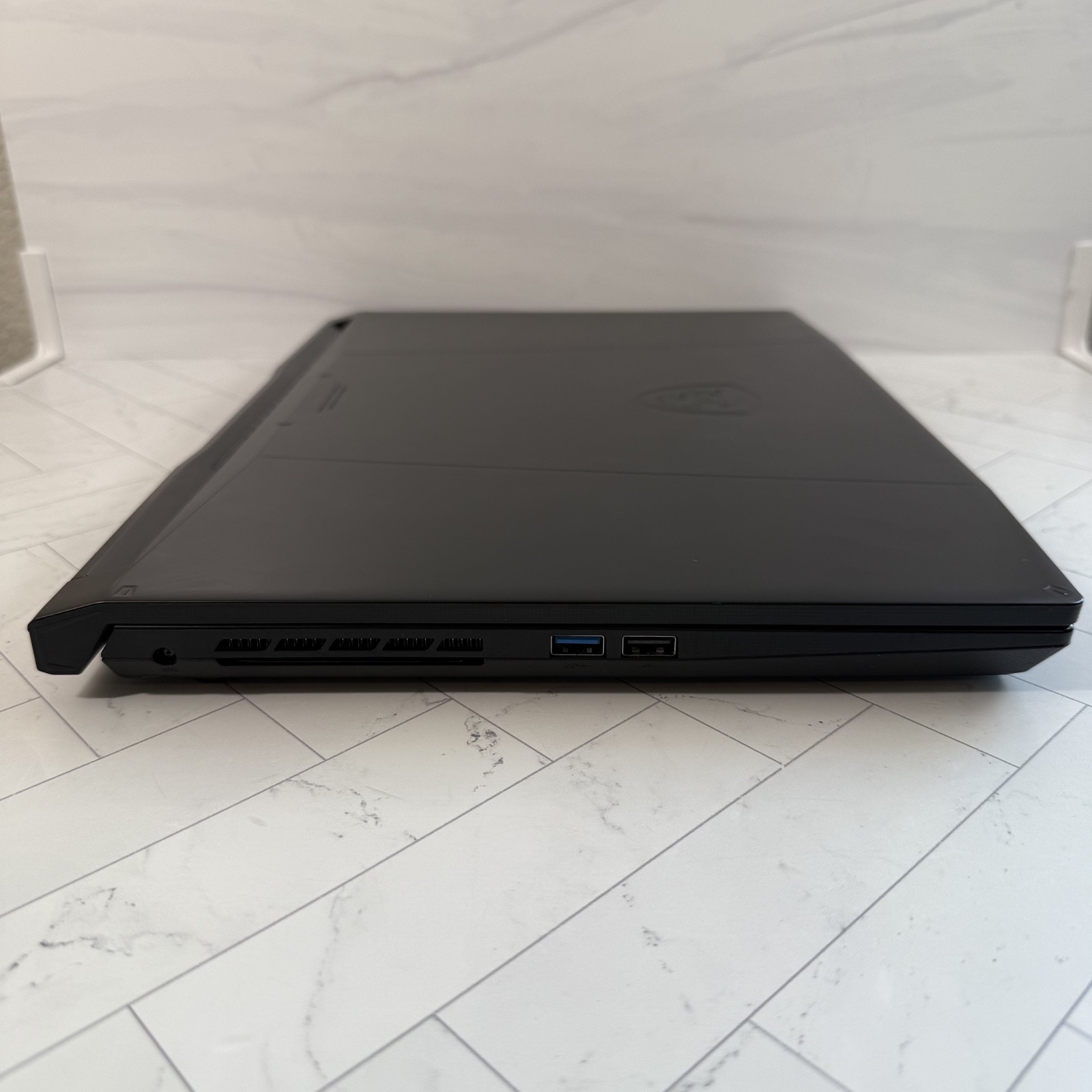 MSI Katana A15 AI Gaming Laptop AMD Ryzen 9 8945HS RTX 4070 16GB 1TB 15.6″ #H417