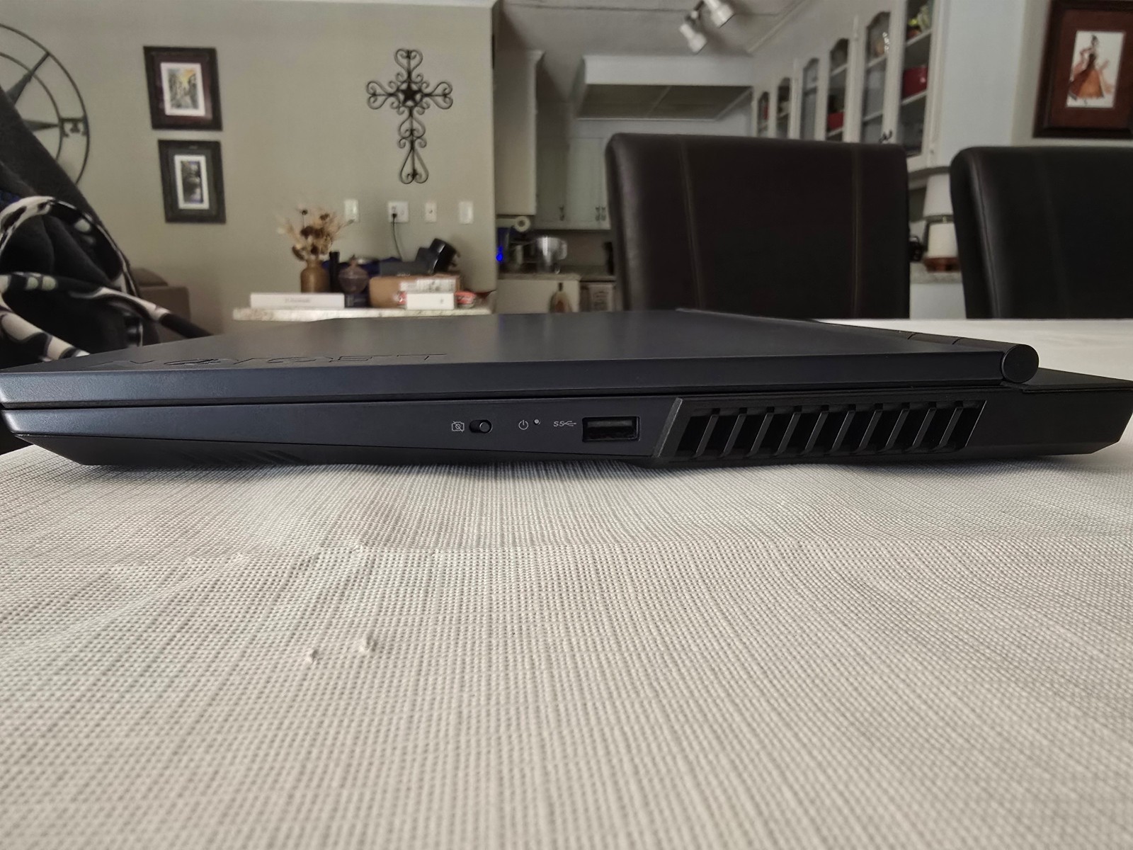 Lenovo Legion 5 15ACH6H 15.6″ (1TB SSD, AMD Ryzen 7 5800H, 2.2 GHz, 16GB RAM,…