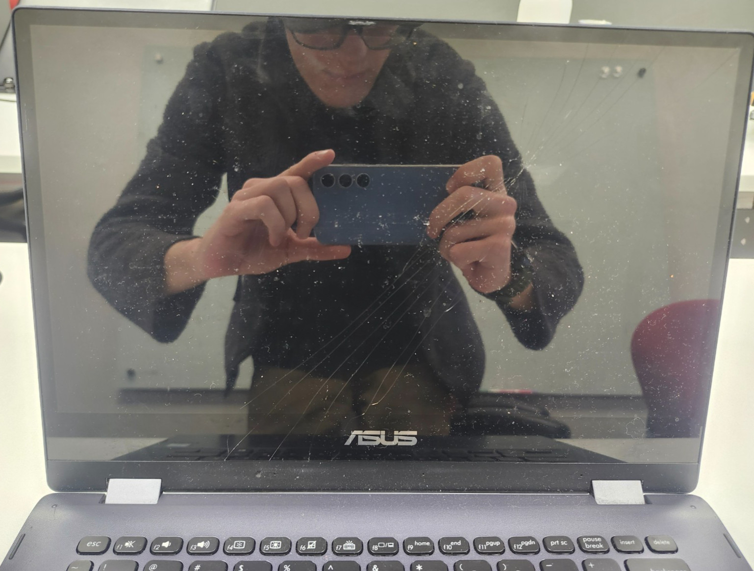 Asus VivoBook Flip TP412UA-DB51T i5-8250U 20GB RAM 1TB SSD W11P W/Chrger *READ*