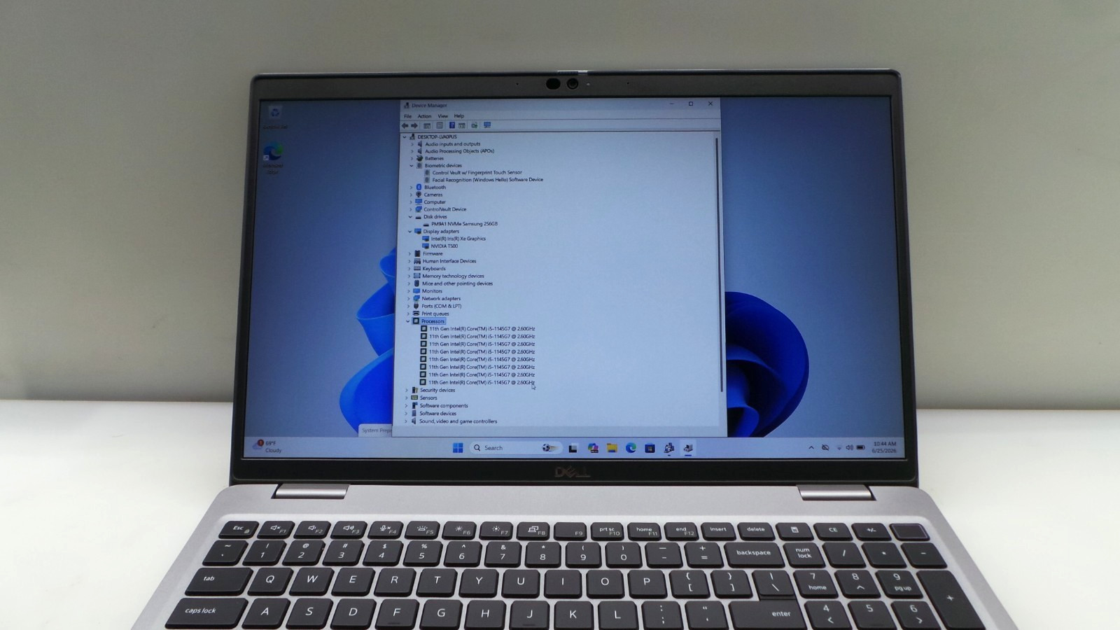 Dell Latitude 3560 | 15.6″ | i5-1145G7 2.60GHz | 8GB RAM 256GB NVMe | WIN 11 PRO