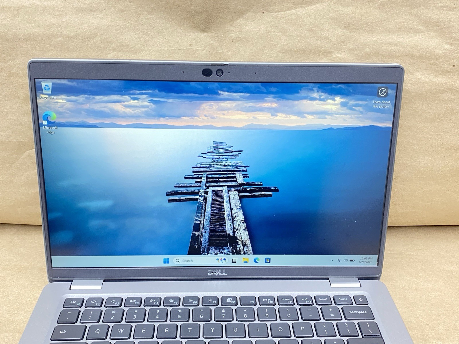 Dell Latitude 5420 – 14″ 1920×1080 – i5-1145G7 – 4GB – 256GB SSD – Win 11 Pro