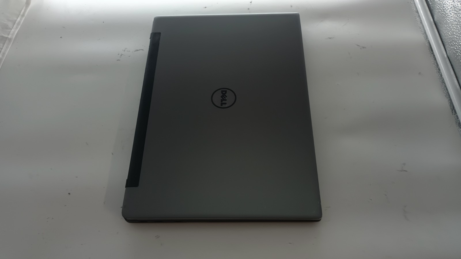 9123Latitude7370w/charger.Core m5-6y57.8GB.256GB NVMe.13.3″QHD+3K Touch.W11.Nice