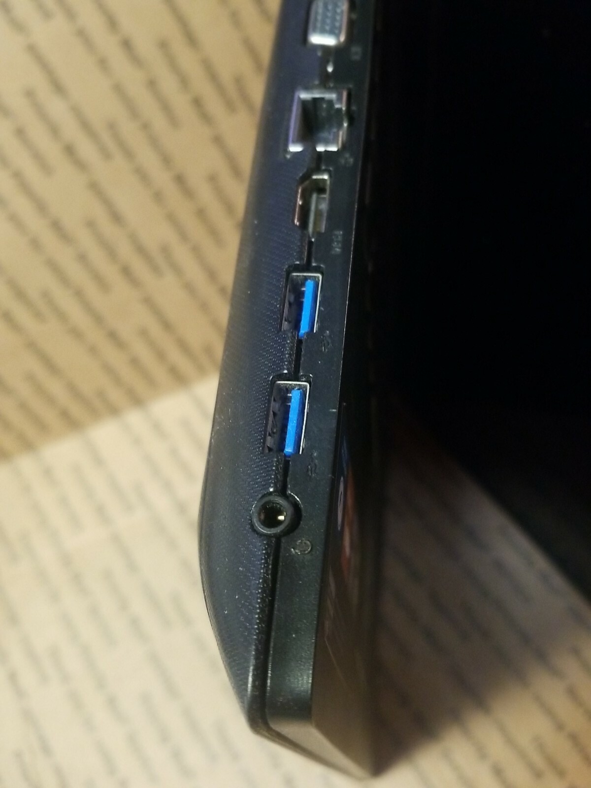 Lenovo G505-20240 AMD E1-2100 @ 1.0GHz, 4GB 500GB HDD WEBCAM UNTESTED NO RETURNS