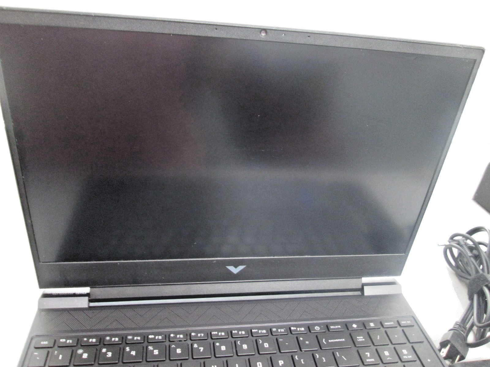 HP Victus Gaming 15-FA1030NR Core i5-12450H GeForce RTX 2050 16GB RAM 512GB