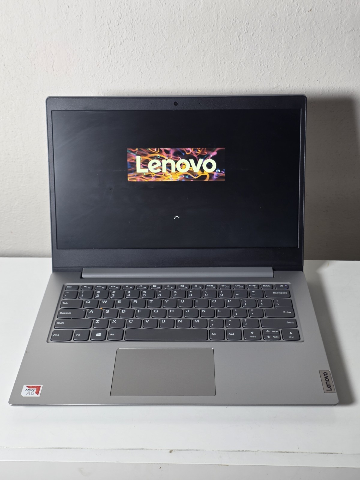 Lenovo IdeaPad Slim 1-14AST-05, AMD A6-9220e @1.60Ghz, 4GB RAM, 64GB SSD, W10