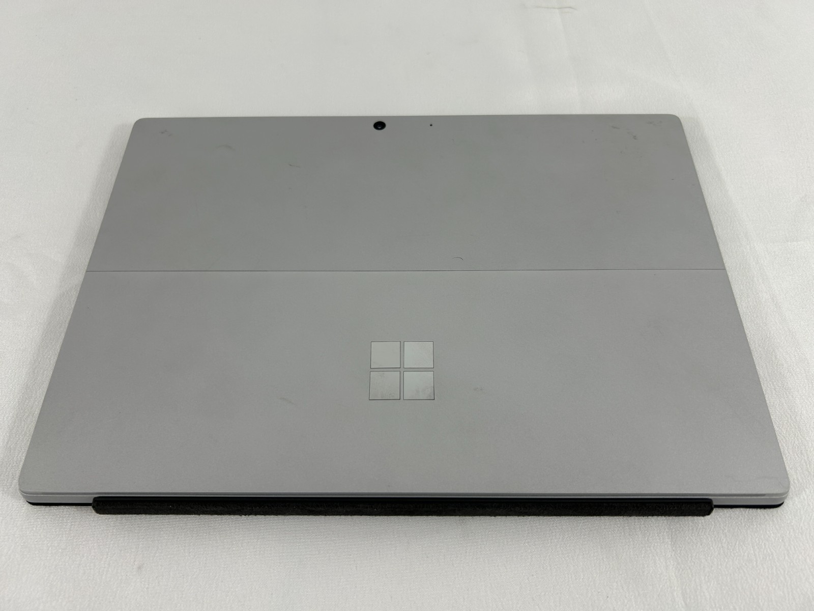 Microsoft Surface Pro 7 12.3″| i7-1065G7 | 16GB RAM | 512GB NVMe | W11Pro
