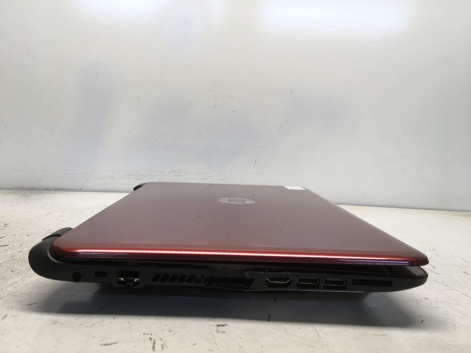 HP 15-F272WM Intel Pentium N3540 2.16GHz No RAM NO HDD No Batt