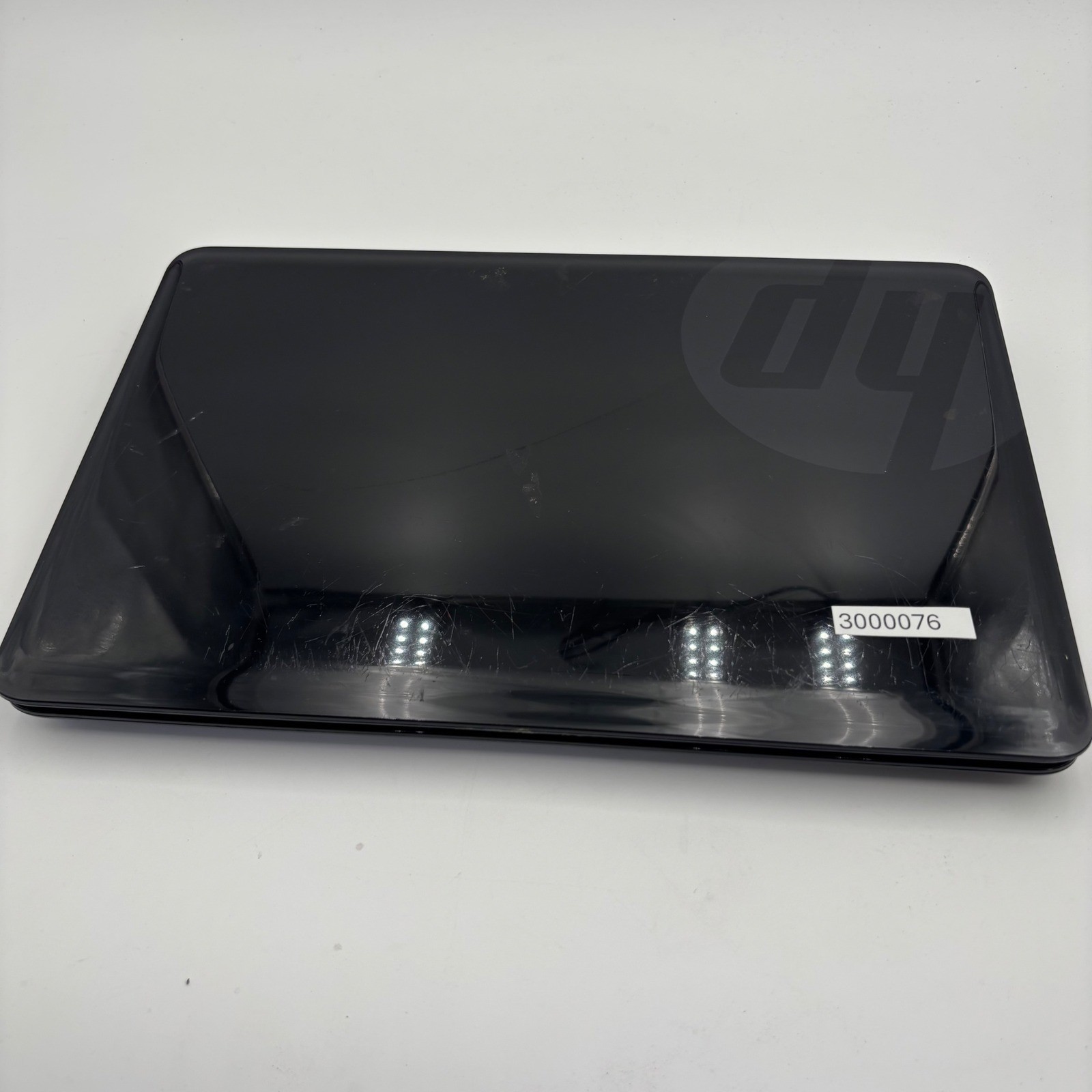 HP 2000-2D270X Laptop PC Unisex OS Black Fair Untested Parts Missing Battery HDD