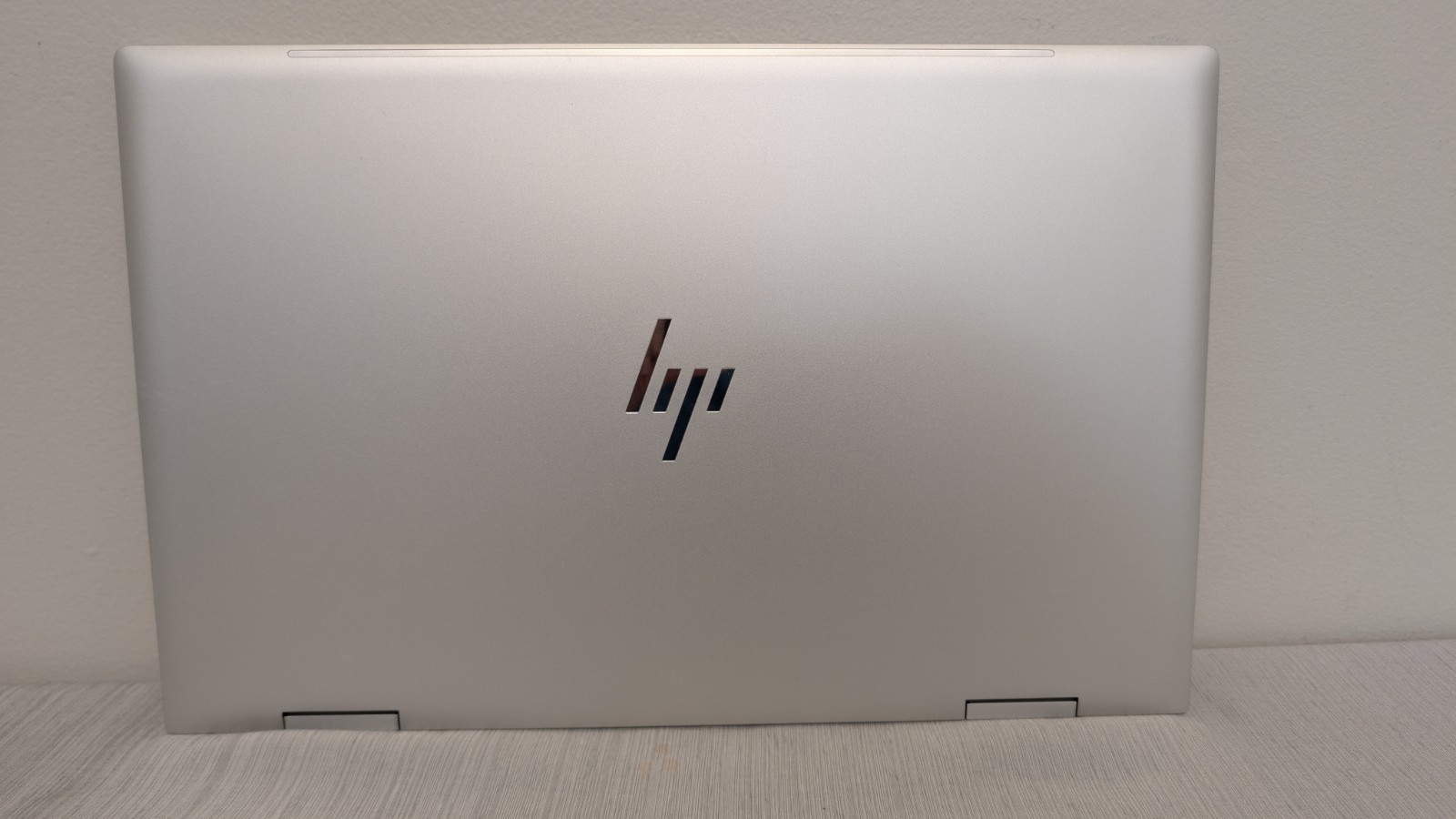 HP Envy x360 15m-ed0023dx 15.6 in FHD 2-in-1 Touch i7-1065G7 12GB RAM 512GB SSD