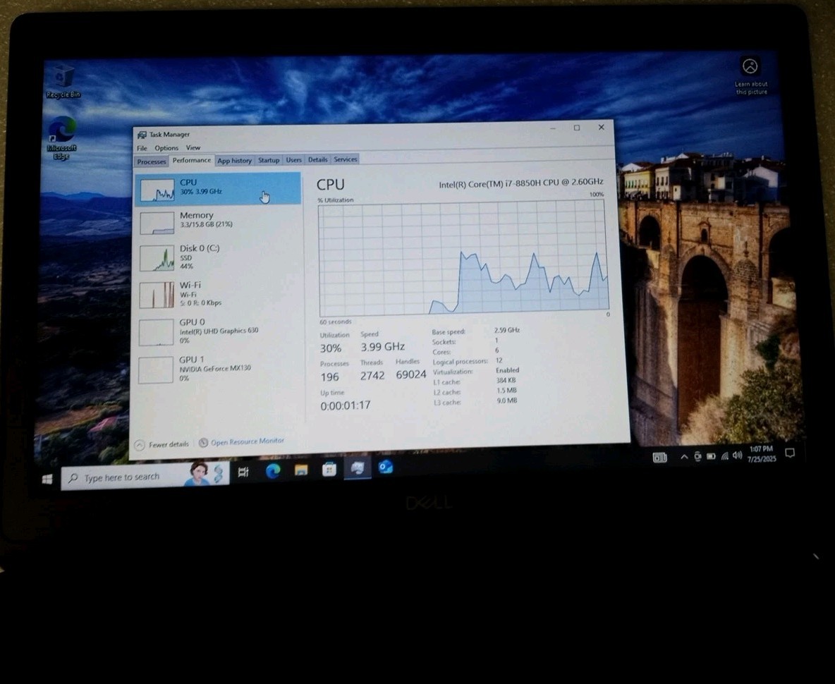 Dell Latitude 5591 i7-8850h@ 2.6 GHz 15.6″ 16gb 512gb SSD