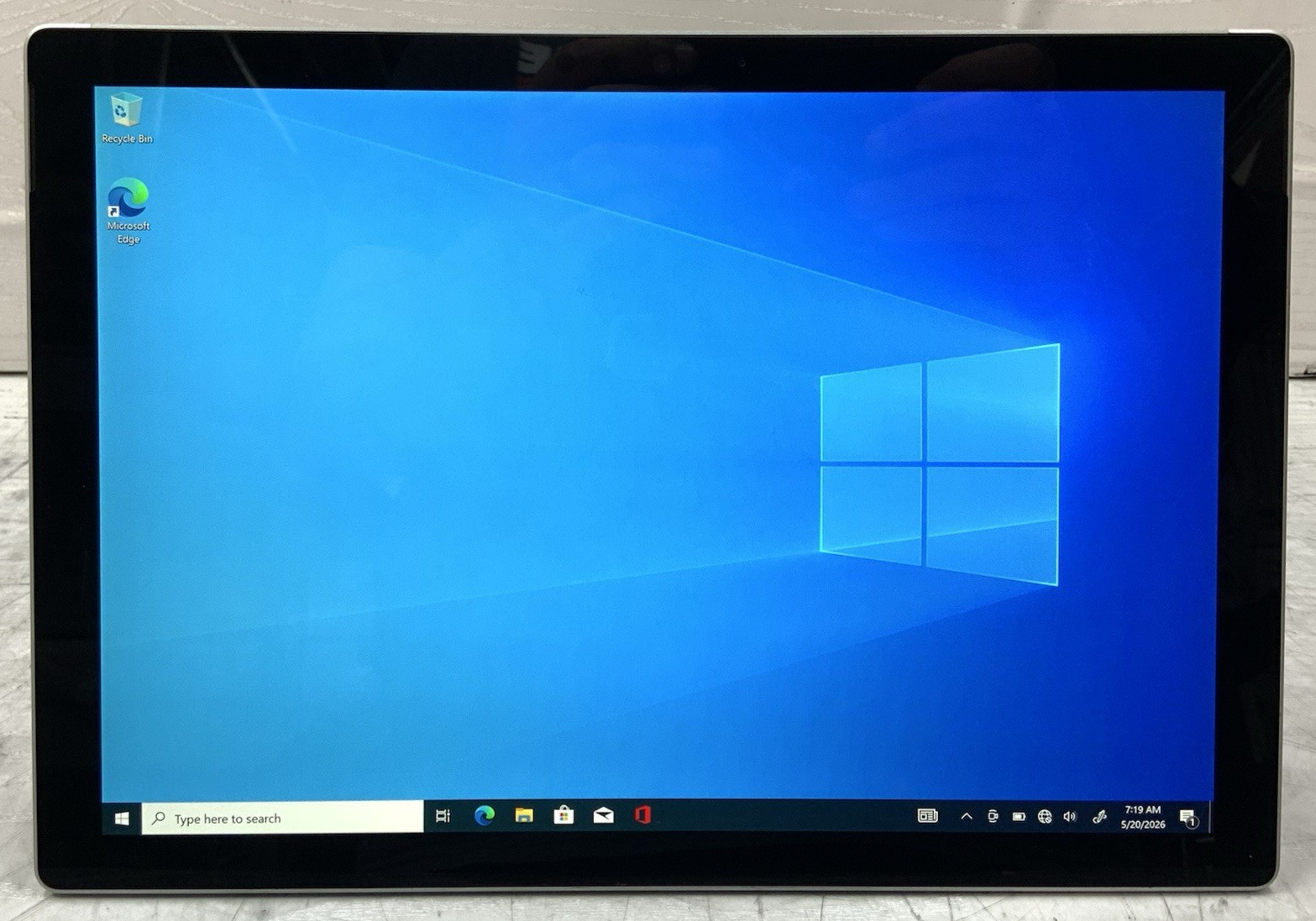 Microsoft Surface Pro 6 1796 Intel Core i5-8350U 128GB SSD 8GB DDR3 W10P