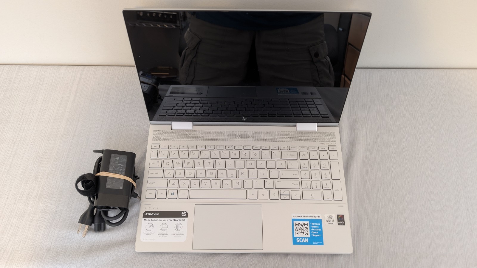 HP Envy x360 15m-ed0023dx 15.6 in FHD 2-in-1 Touch i7-1065G7 12GB RAM 512GB SSD