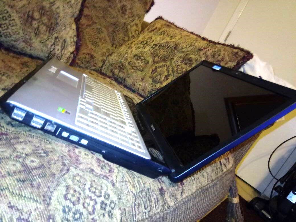 Toshiba Satellite P205D-S7802 17.3″ AMD Turion 64 X2 3 GB RAM 0 GB HDD