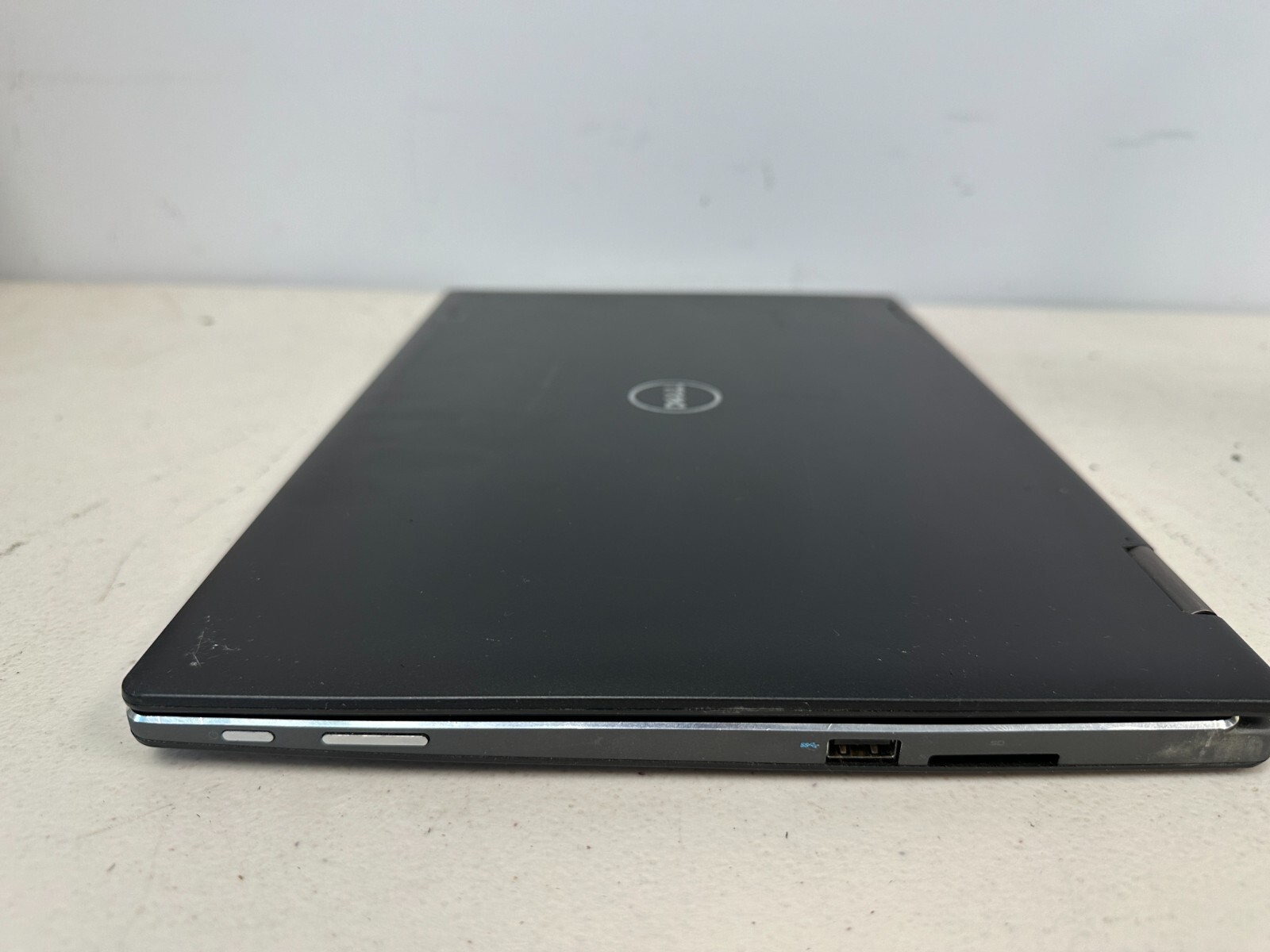Dell Inspiron 13-7353 i3 6100 8GB RAM 128GB SSD BROKEN SCREEN NO AC #04