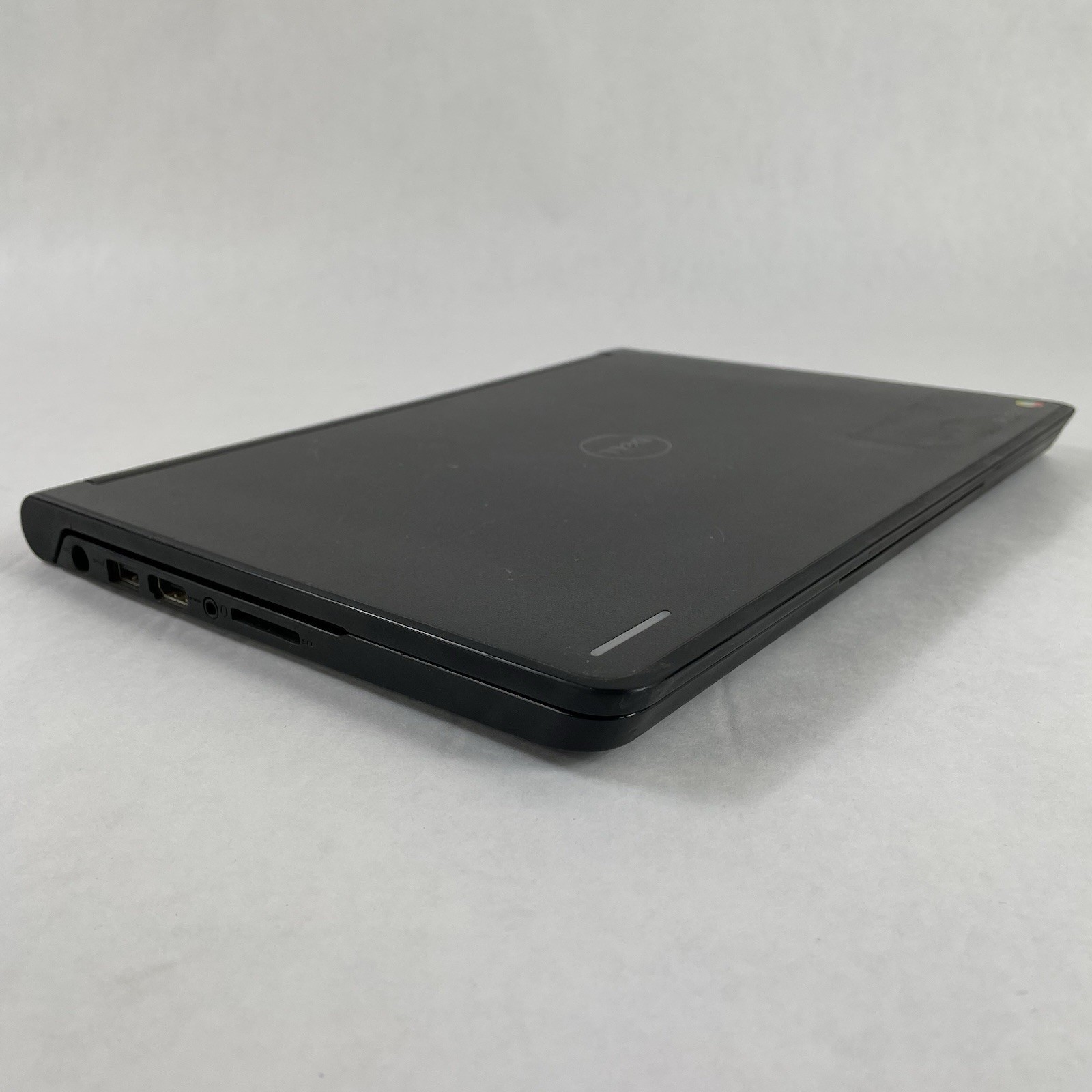 Dell Chromebook 11 P22T 11.6″ Celeron N2840 2.16 GHz 4 GB RAM 16 GB SSD