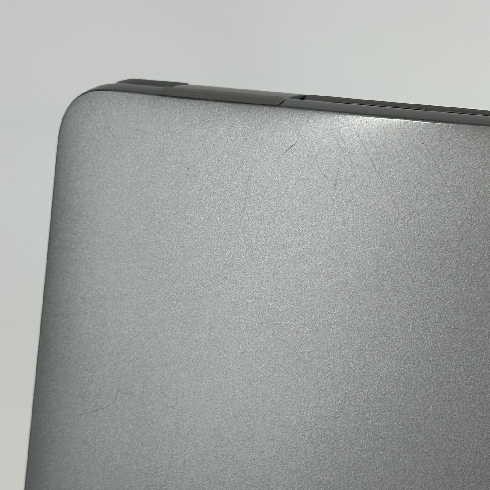 Dell Latitude 5450 14 Gray FHD 1.7 GHz Ultra 7 165U 16GB 512GB SSD Good