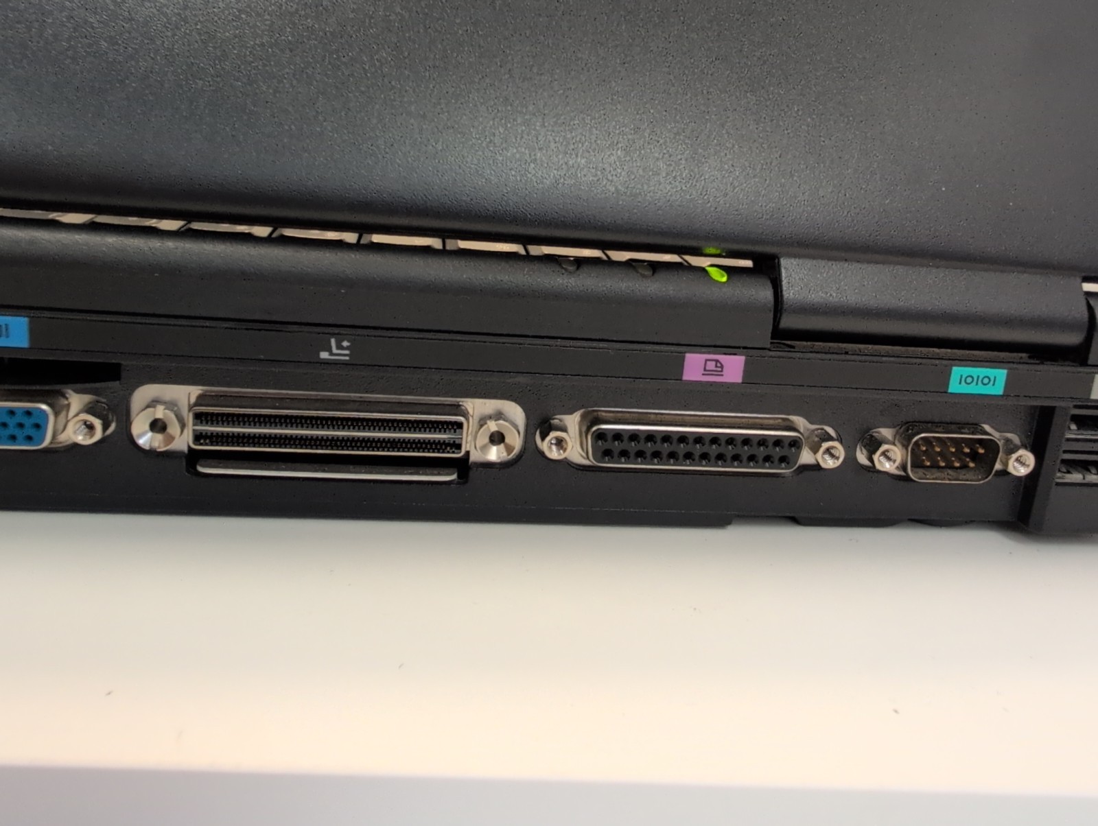 🔥NICE Dell Latitude C840 15″ Laptop Pentium4 2.0GHz /1GB RAM /30GB HDD/WinXP –