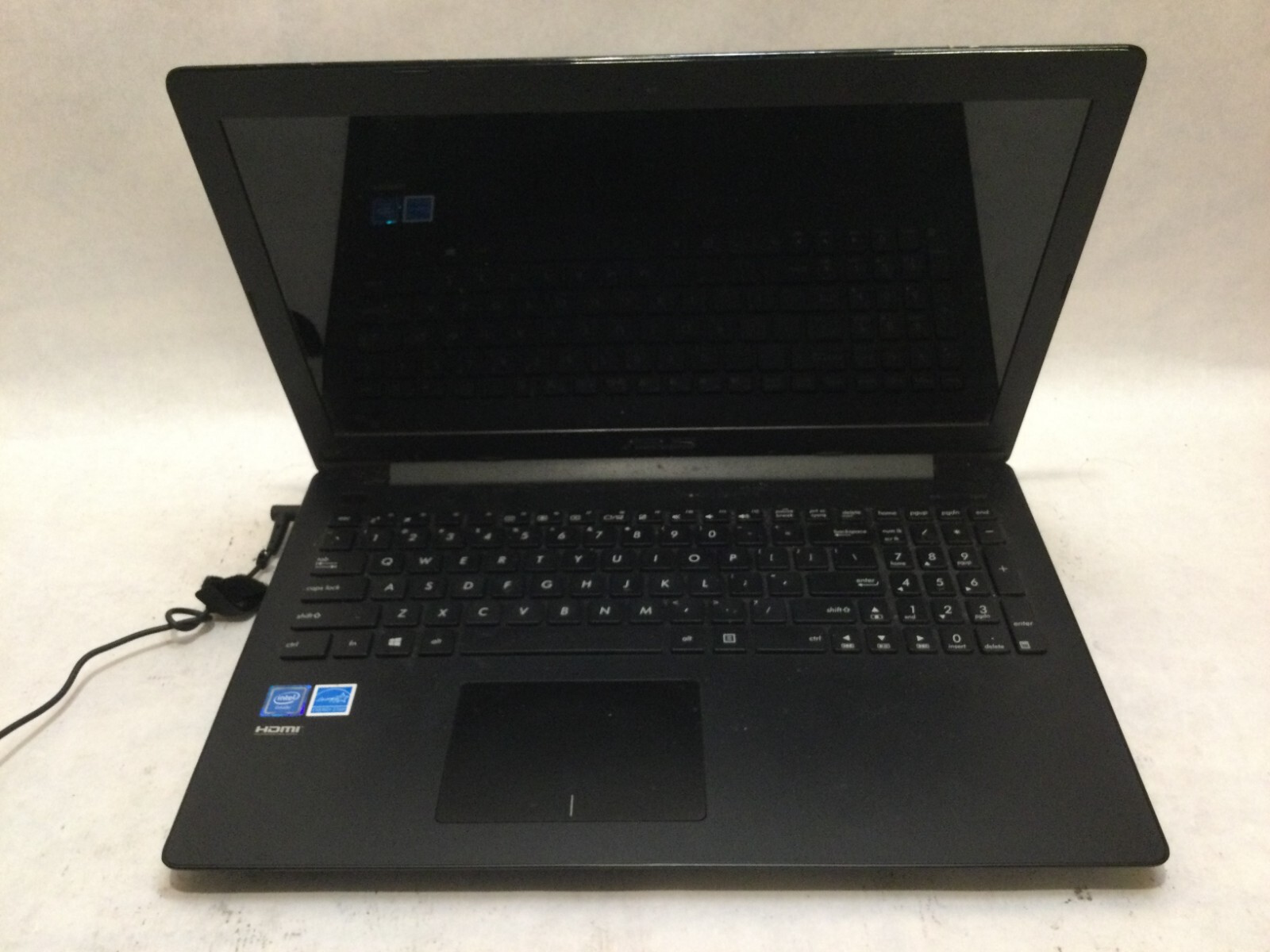 ASUS X553S 15.6” / Intel Celeron N3050 @ 1.60GHz / (CRACKED!) MR