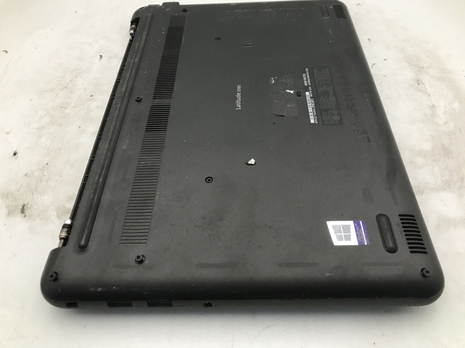 DELL LATITUDE 3380 – FOR PARTS – MISSING PARTS – INTEL I5 -READ DESCRIPTION-BB