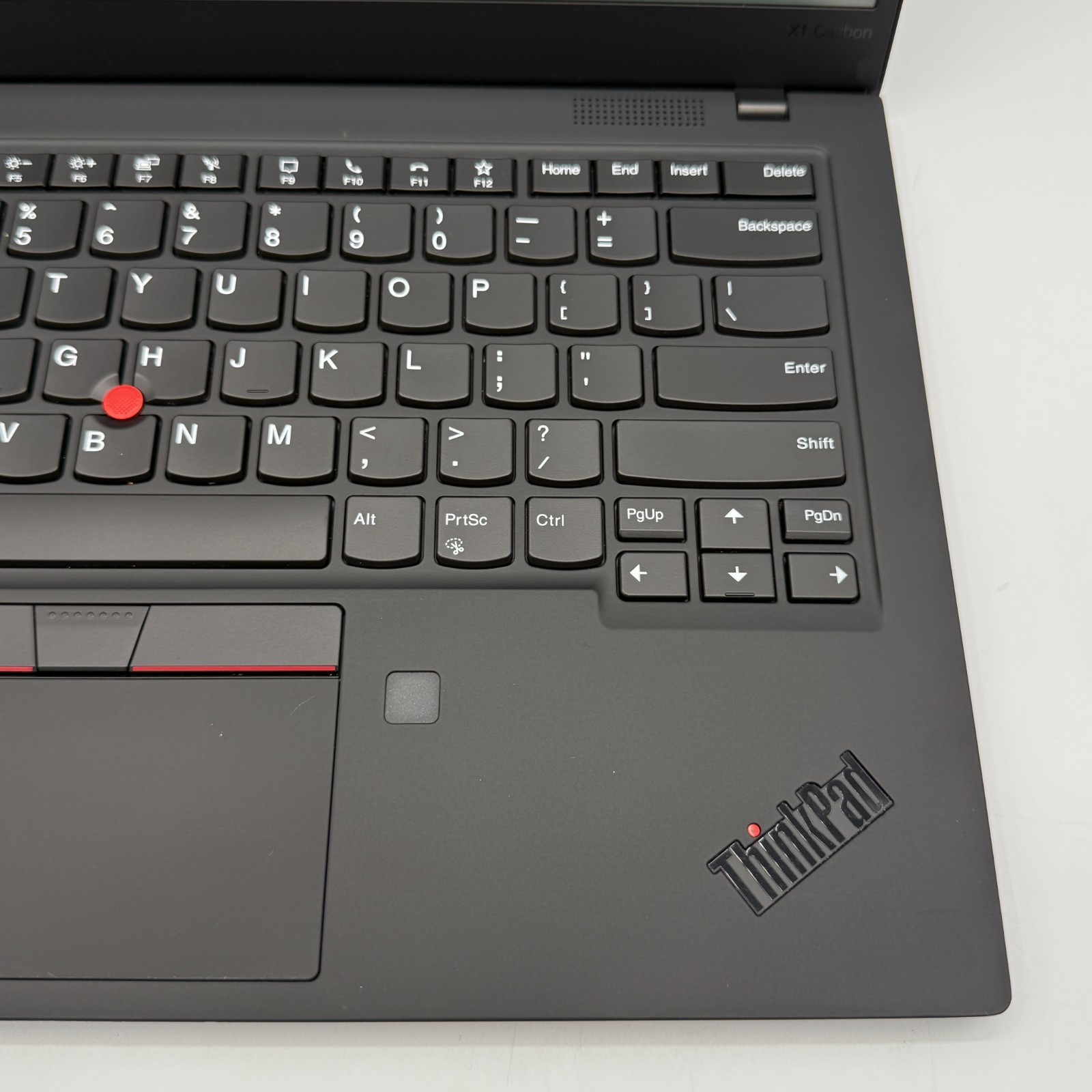 Lenovo ThinkPad X1 Carbon gen 8. i7 10510U 1.60GHz 16GB RAM 256GB SSD 14″ FHD