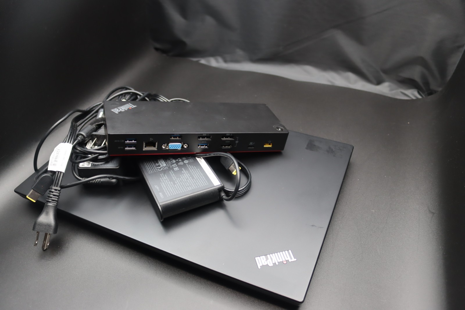LENOVO THINKPAD P15V GEN 2 i7-11800H@ 2.30GHz 32GB RAM 512GB W11P + Dock Station