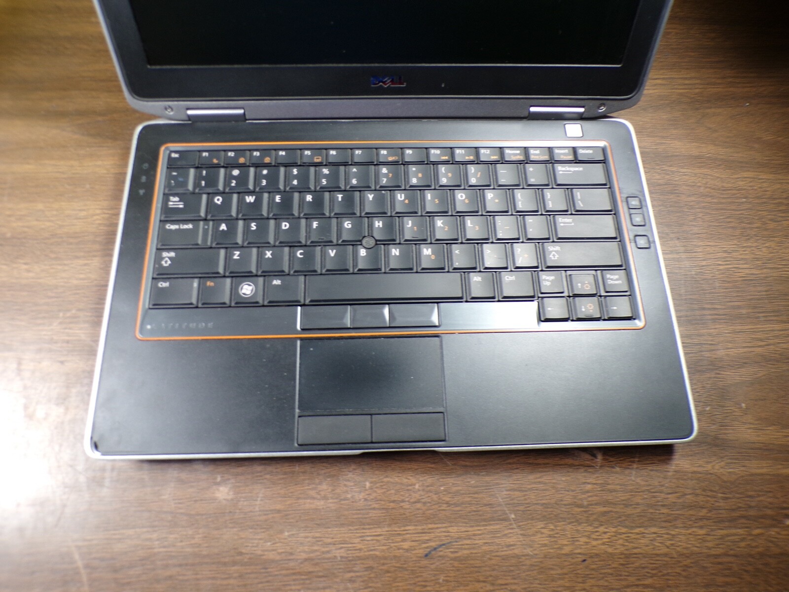 DELL LATITUDE E6320 INTEL i5-2520M 2.5GHZ 4GB RAM **NO HD/ NO CADDIE/ NO OS