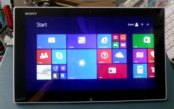 Sony white svt112 11 6″Touchscreen intel i5 4GB 128GB SVT11215cxw 1920×1080