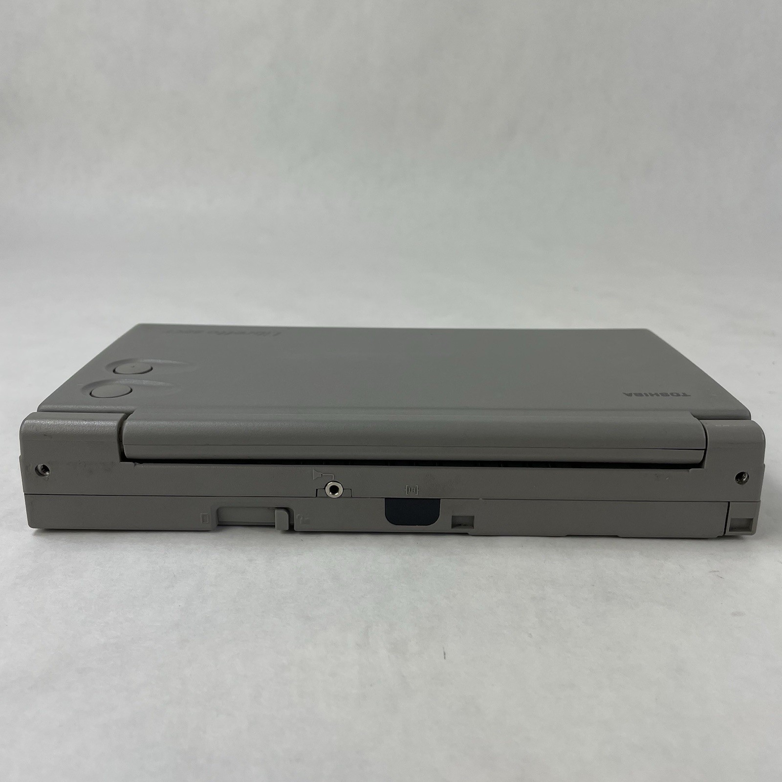 Toshiba Libretto 50 ct 6″ Intel Pentium 16 MB RAM No HDD/OS/AC/Battery – READ