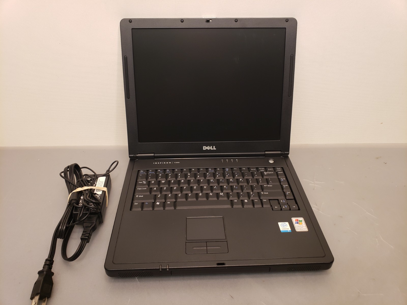 Vintage Dell Inspiron 1200 Laptop Intel M 1.3GHz 512MB 25GB 14″ WinXP *Nice Cond