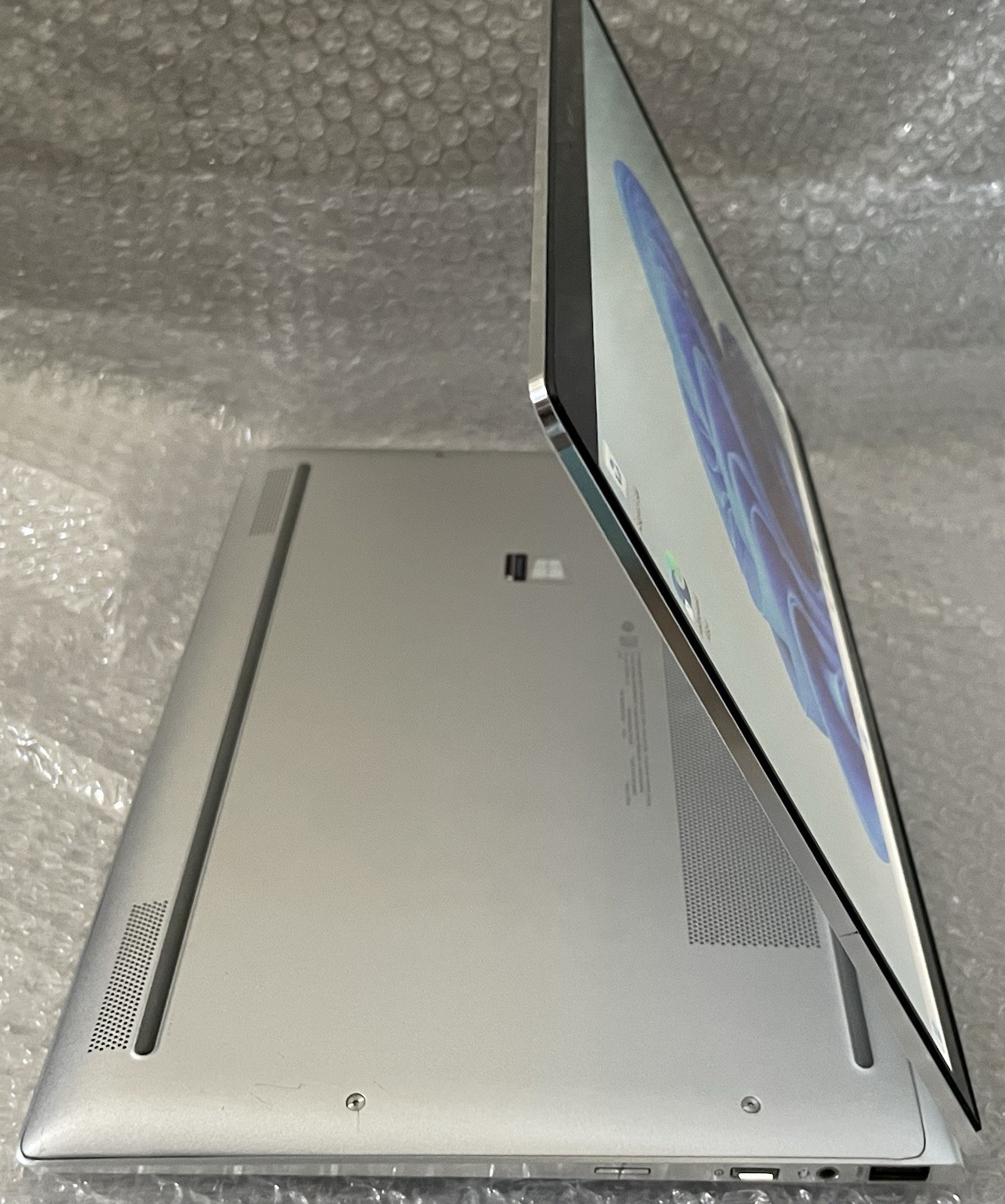 HP EliteBook x360 1030 G3 i7-8650U 16GB RAM 256GB SSD Windows 11 Pro Touchscreen