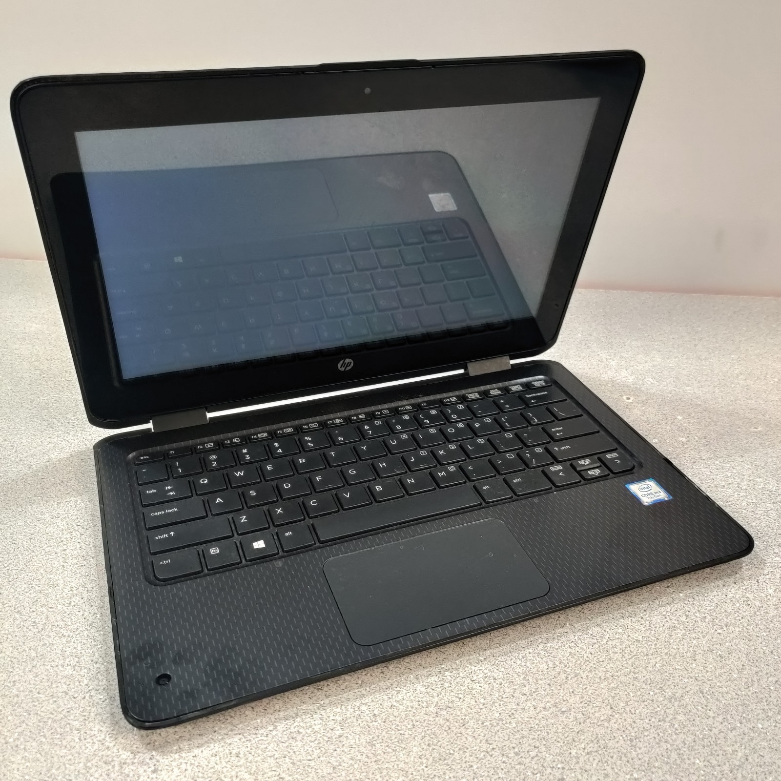 HP ProBook x360 11 G2 EE, Core-m3-7Y30 8GB NO SSD/OS/AC ADAPTER (LOOSE LID)