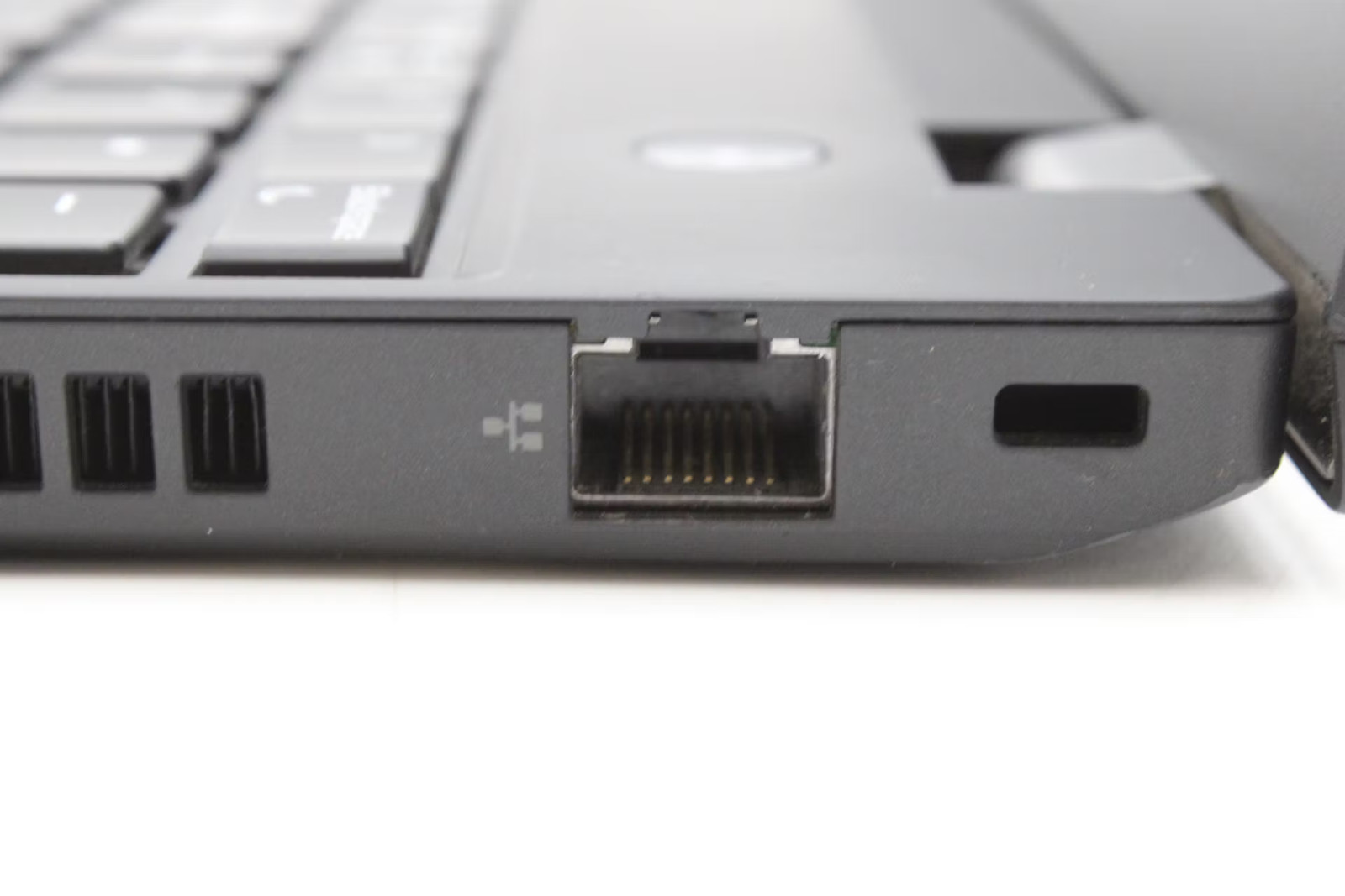 Lenovo ThinkPad T15 Gen 2i Used 15.5″ i5-1135G7, 256GB NVMe, 8GB RAM