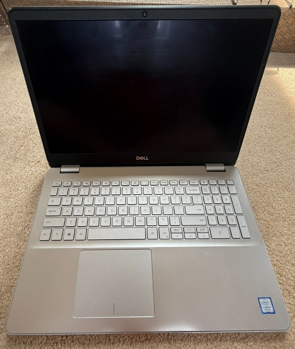 Dell Inspiron 5584 15.6″ Touchscreen Laptop Intel i3-8145U 8GB ram PARTS ONLY