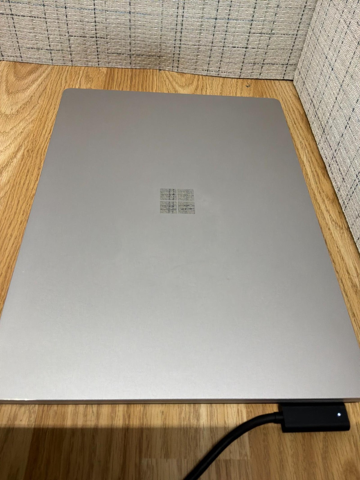 Microsoft Surface Laptop 3 i7-1065G7 16GB RAM 512GB SSD Iris Plus Graphics