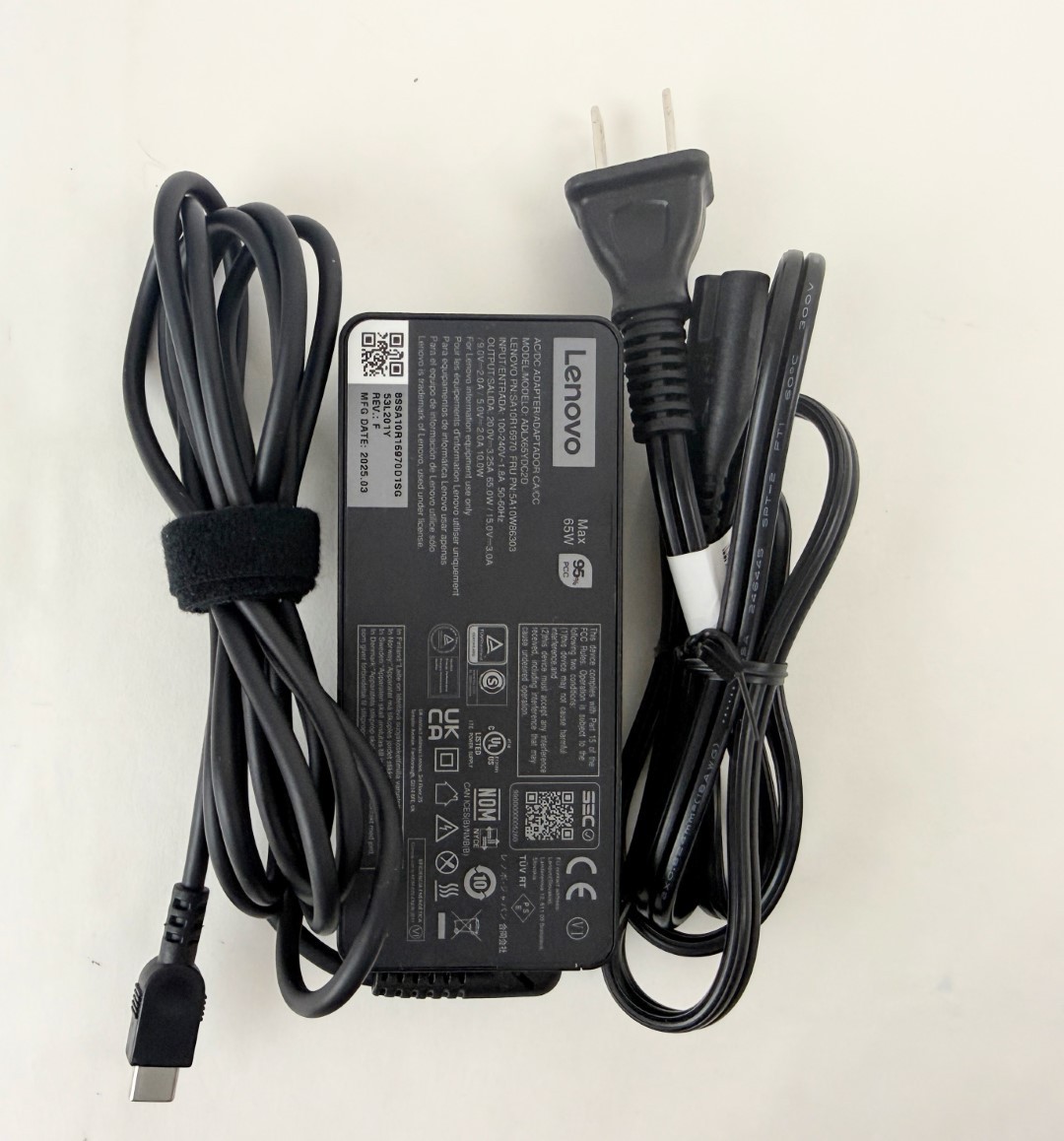 Dell 16 Plus DB16250 16″ 1920×1200 Touch Ultra 9 288V 32GB 1TB SSD W11H -Dent