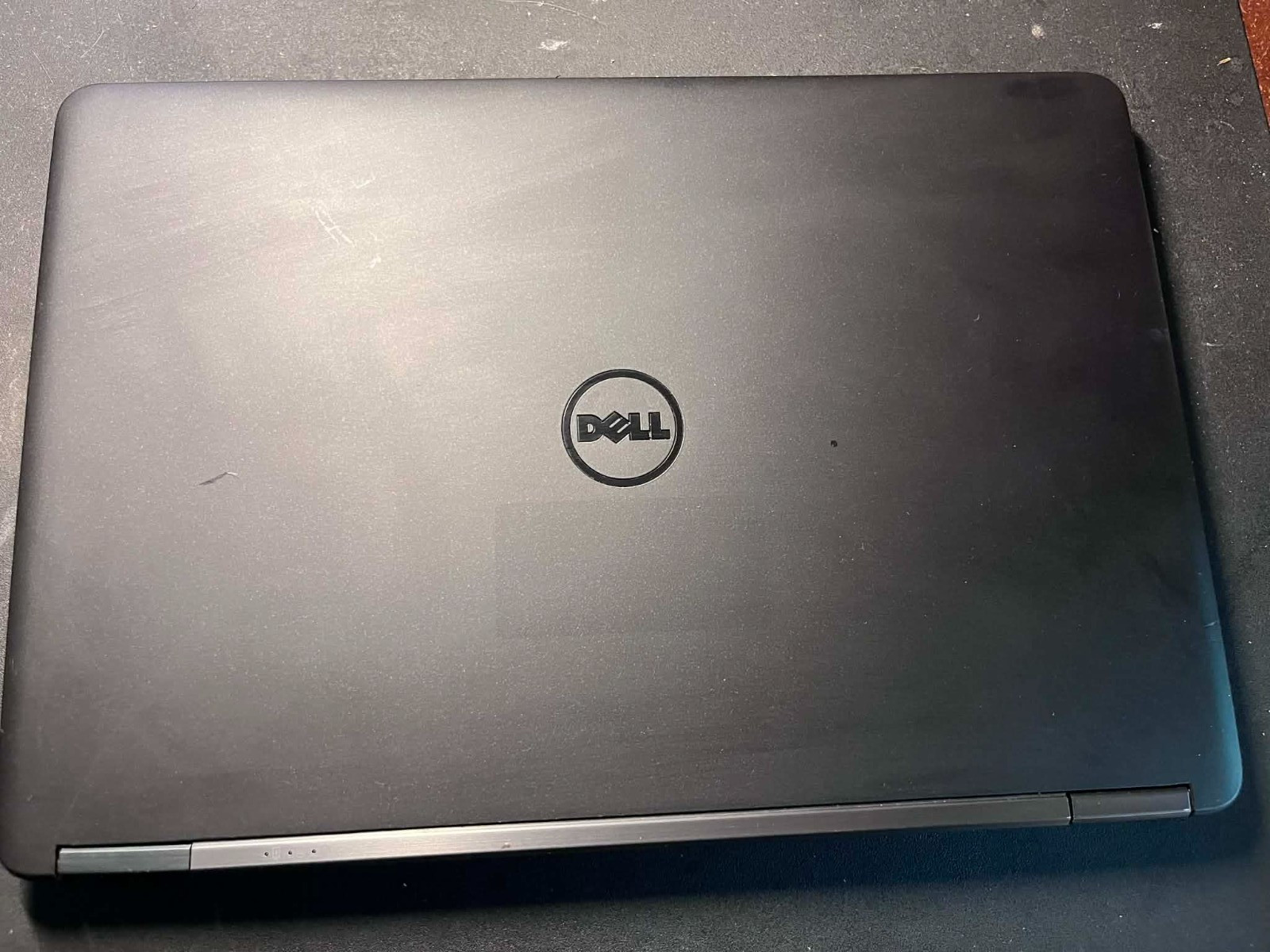 Dell Laptop Linux Mint i5| 240GB SSD 8GB| Brand New Battery | 1 Year Warranty