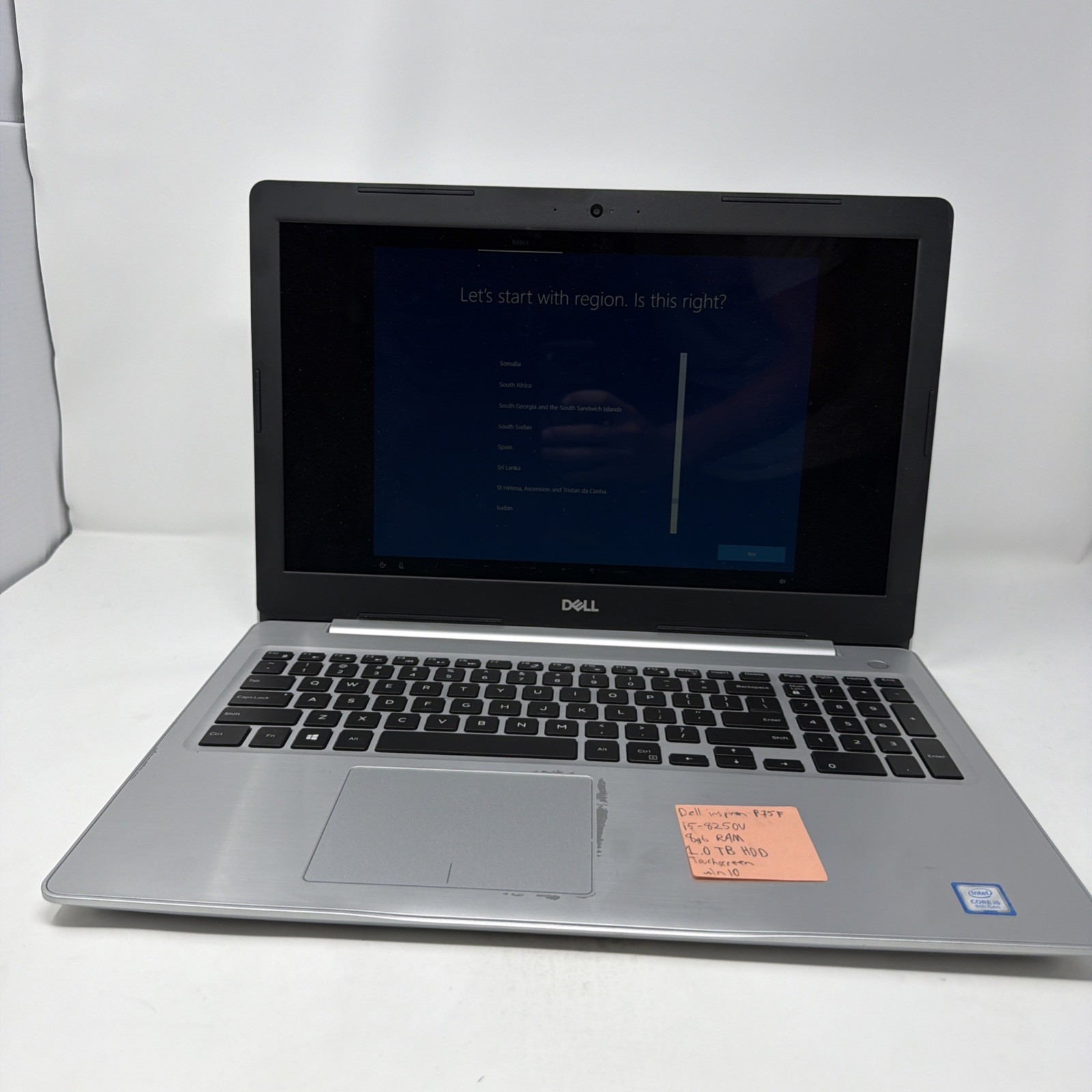 Dell Inspiron P75F 15.6″ Touchscreen i5-8250U 8GB RAM 1TB HDD Windows 10