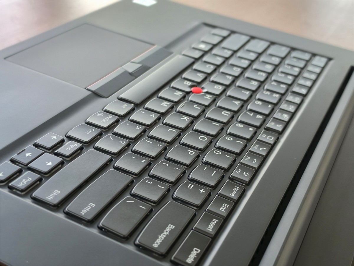 Lenovo ThinkPad P1 Gen 3 i7-10875H 16GB 15″ FHD 1920×1080 512GB SSD NVIDIA T1000