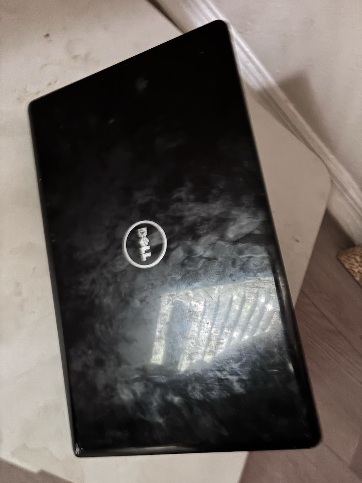Dell 3520 Notebook/Laptop 15.6 in Black- 4R6NG