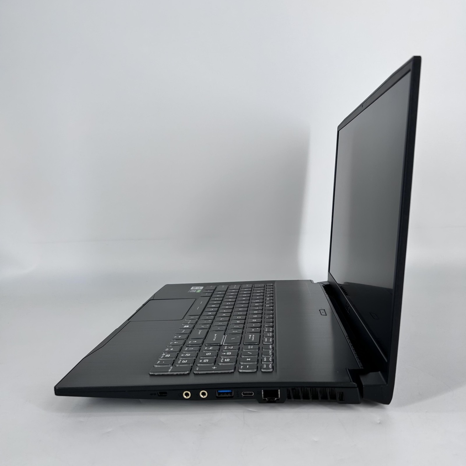 MSI Thin GF75 17.3 FHD 144Hz i7-10750H 2.60GHz 32GB 1TB SSD/1TB HDD RTX 3060