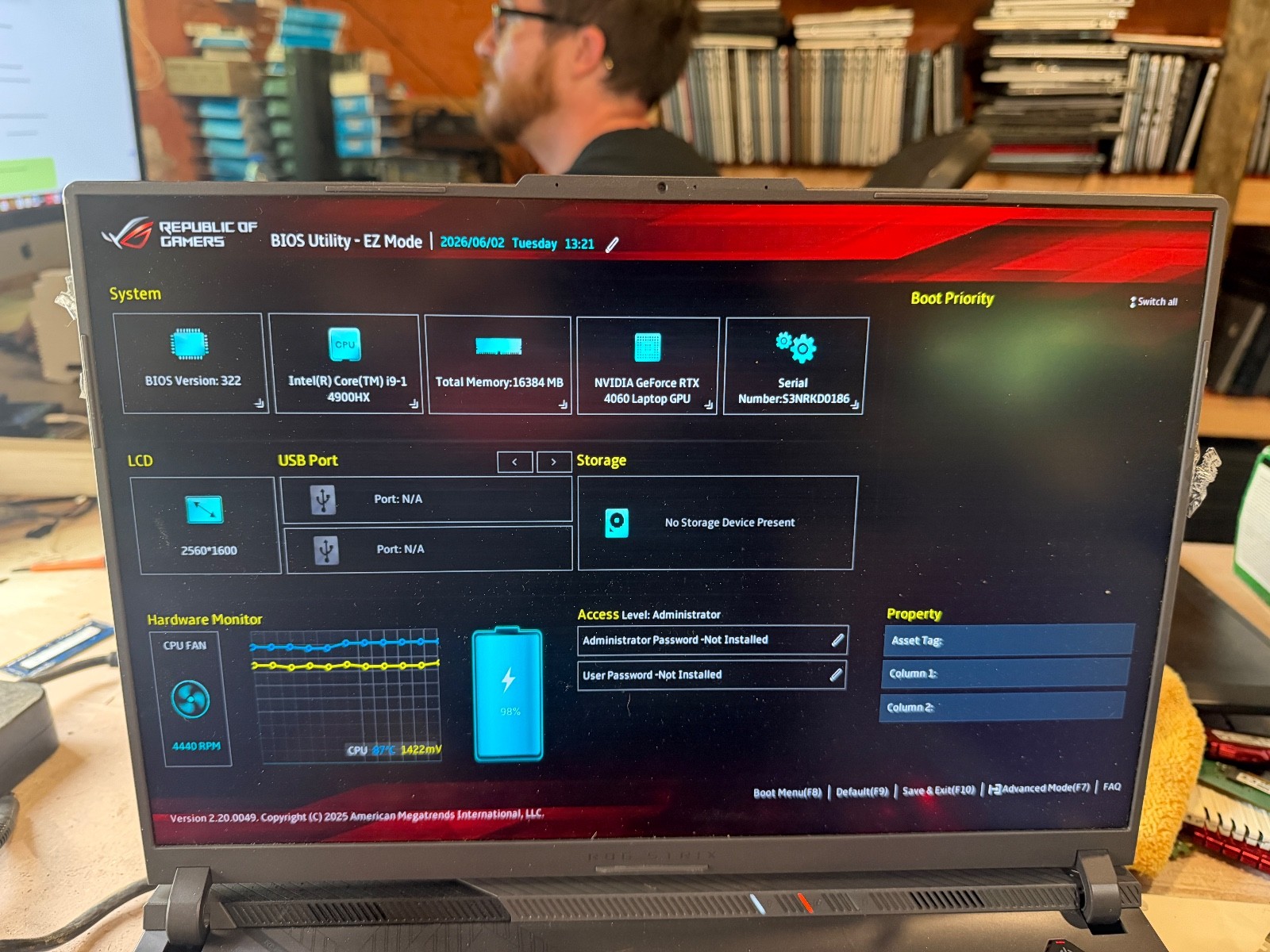 ASUS ROG Strix G16 Laptop i9-14900HX Notebook G614JVR-ES94 BOOTS TO BIOS AS-IS