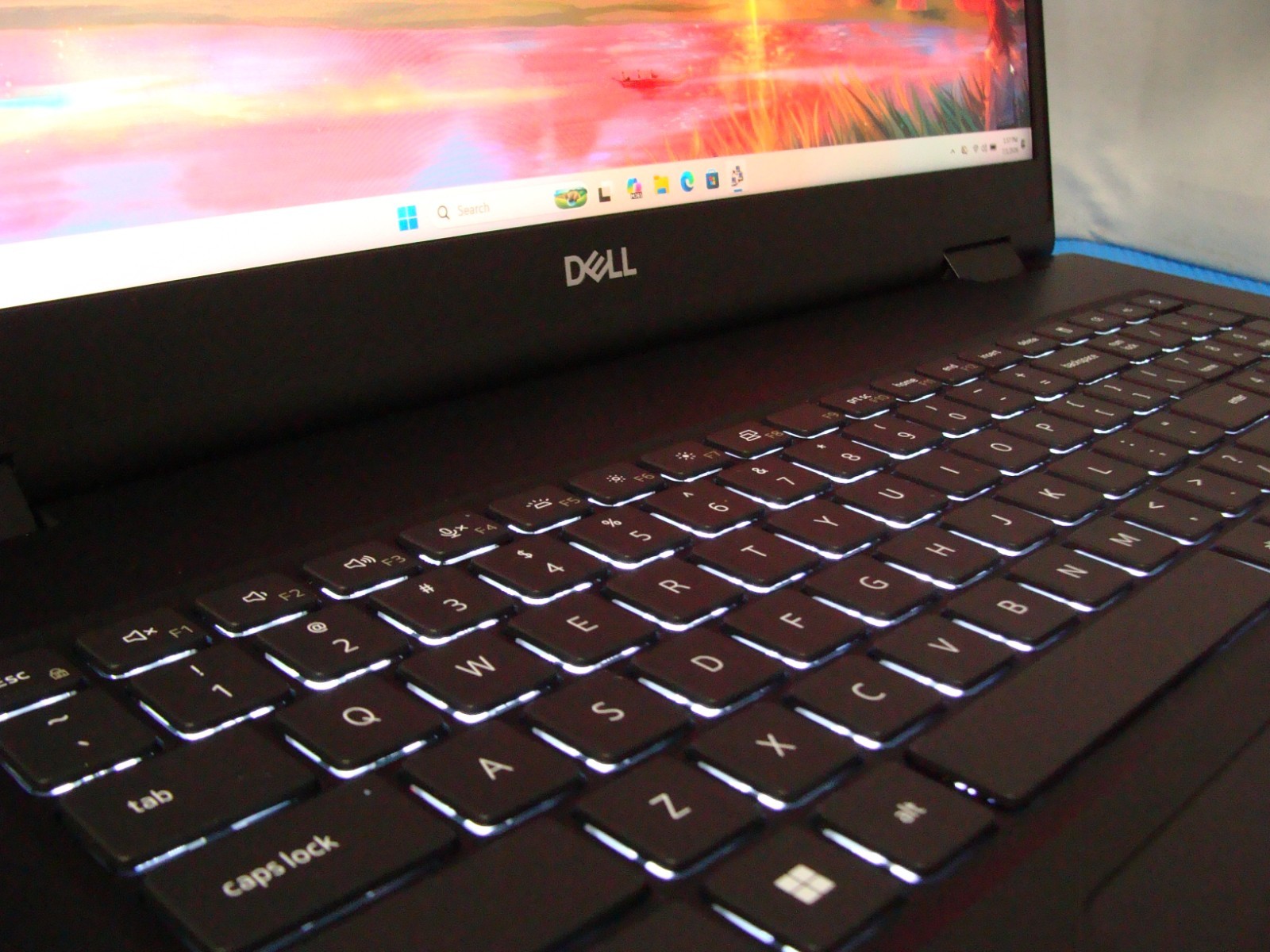 Dell Precision 7780 17.3″FHD i7-13850HX 2.1GHz 32GB 512GB RTX 2000 ADA WRTY 2027