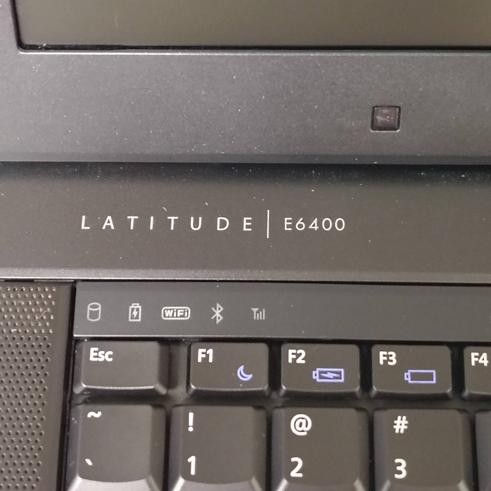 Dell Latitude E6400 Vintage Laptop Core 2 Duo P8600 4GB RAM NVIDIA NVS 160M GPU